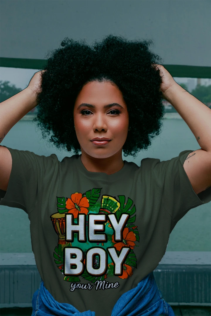HEY BOY crop Tee